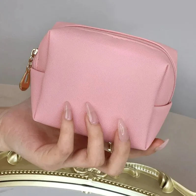 [v2] Mini Makeup Bag 5